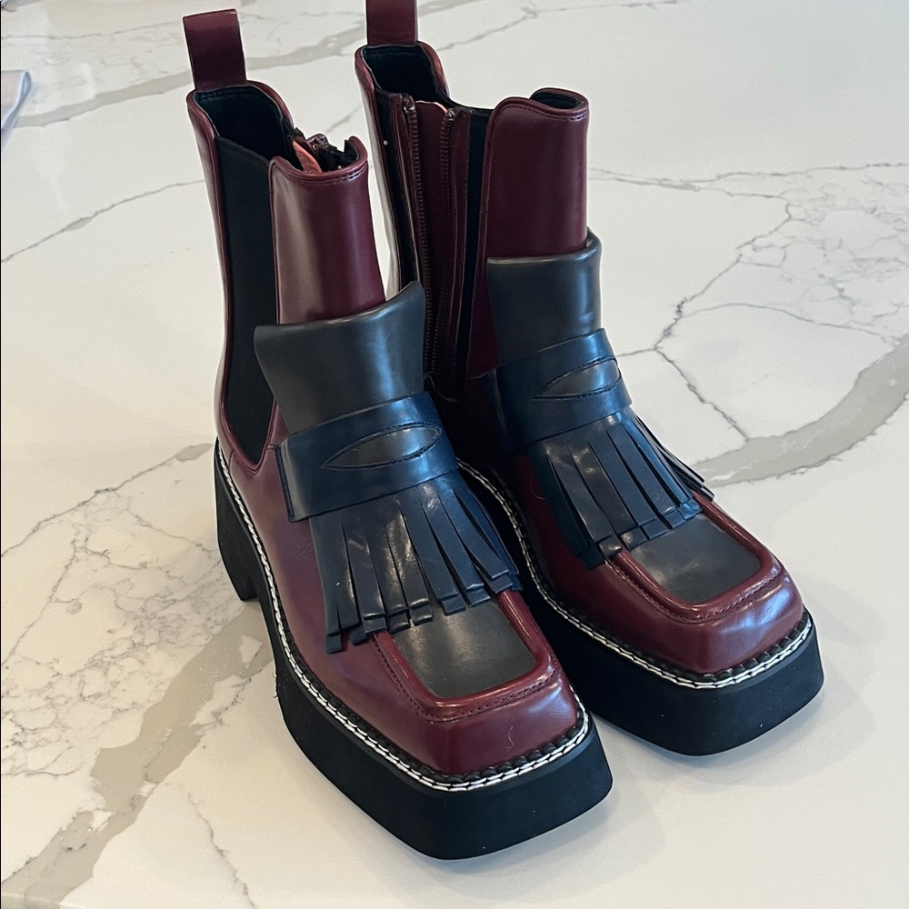 Stylish Burgundy and Black Women's Boots